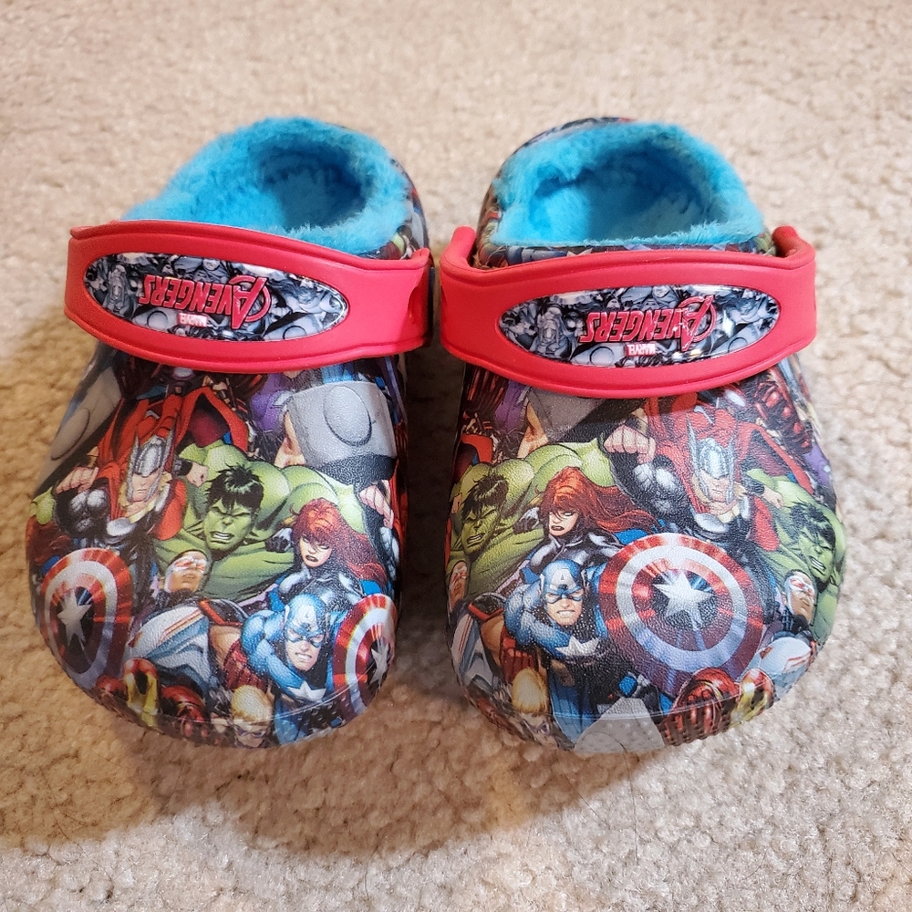 Toddler Boy's Size 6 Avengers Crocs
